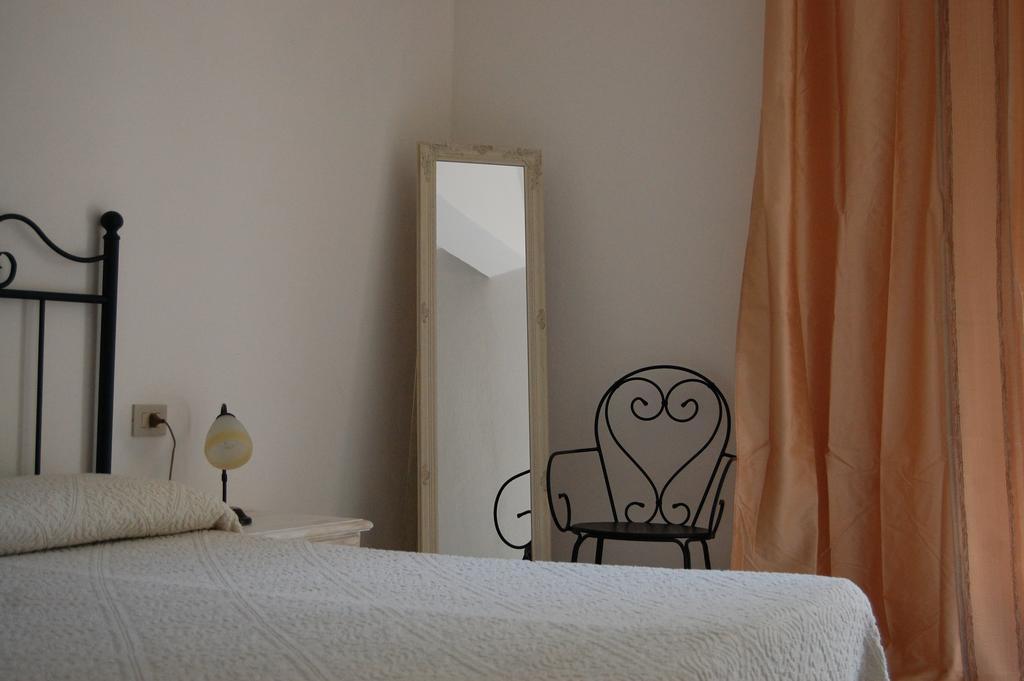 Bed and Breakfast Andrea E Valentina S'Archittu Exterior foto